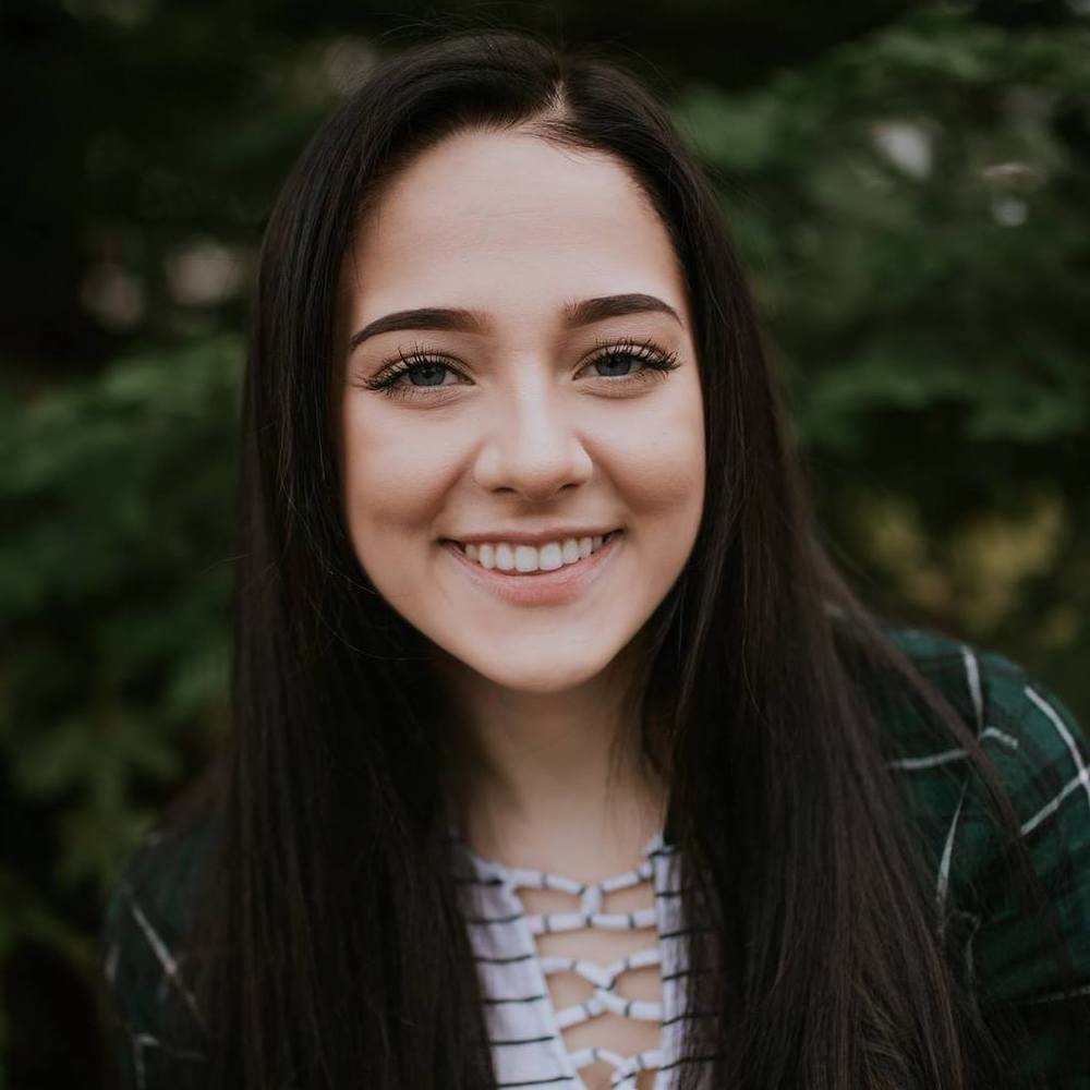 Meet your Posher, Madeline